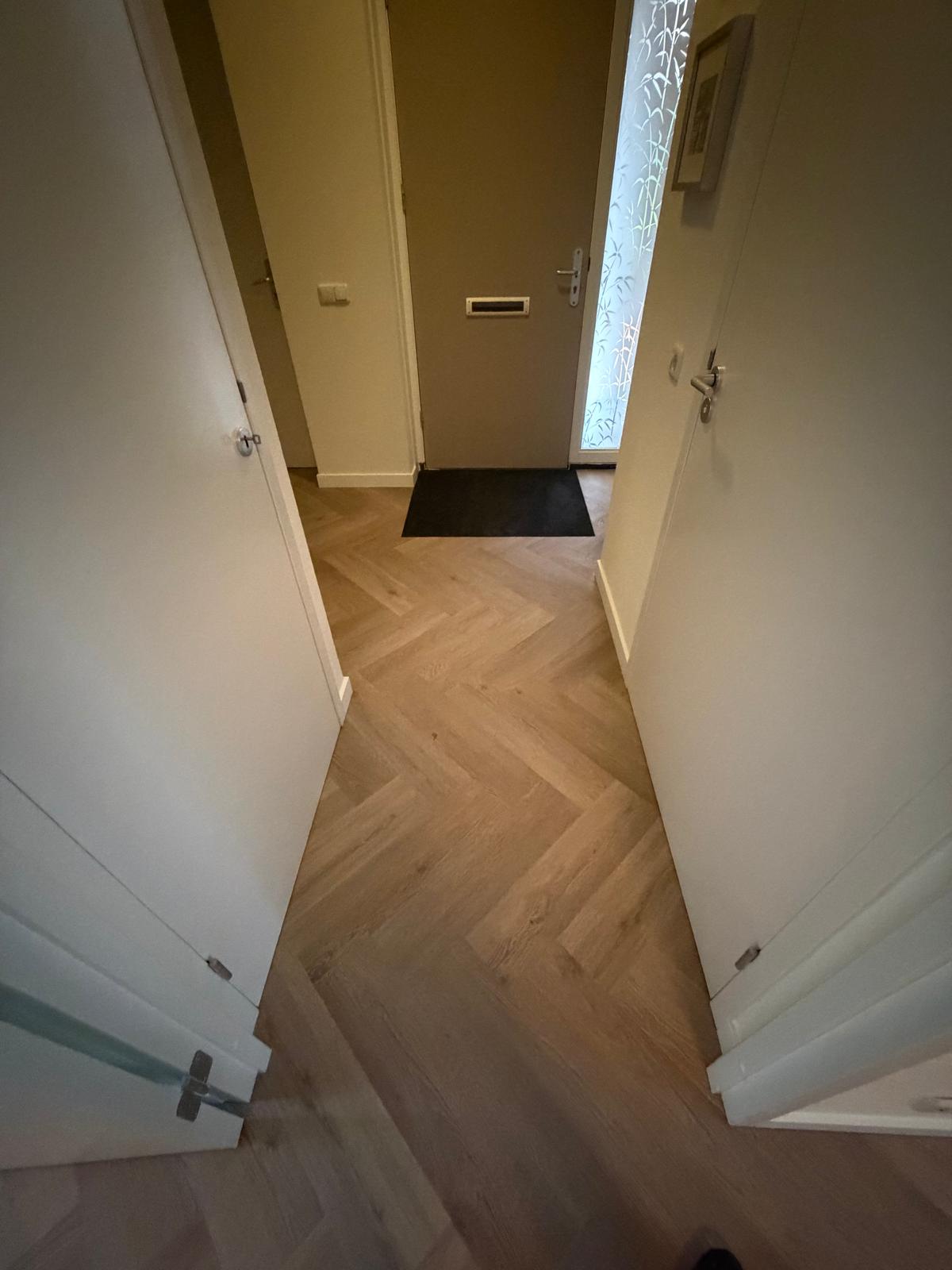 PVC visgraat vloer woning Gorinchem - foto 2